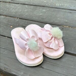 Ugg pink girls flower poof flip flop size 13